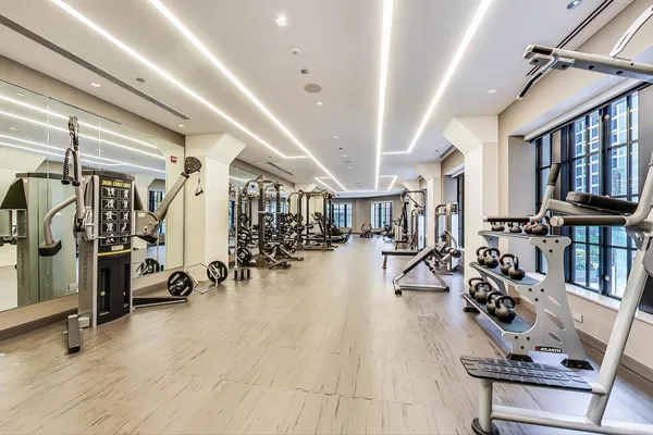 $3,800,000 | 435 North Michigan Avenue, Unit 1105, Chicago, IL 60611