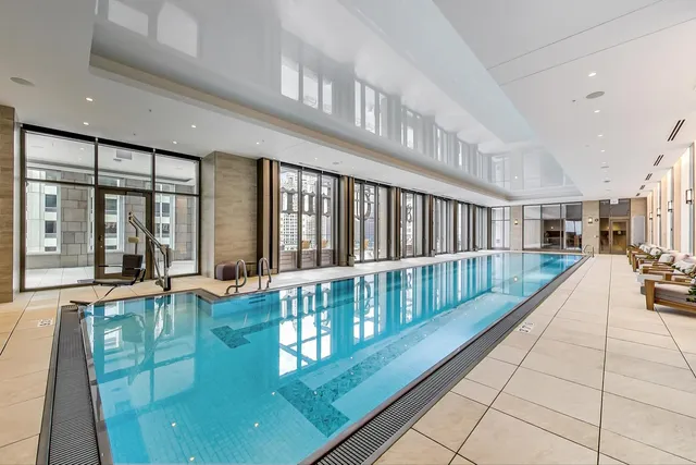 $3,800,000 | 435 North Michigan Avenue, Unit 1105, Chicago, IL 60611