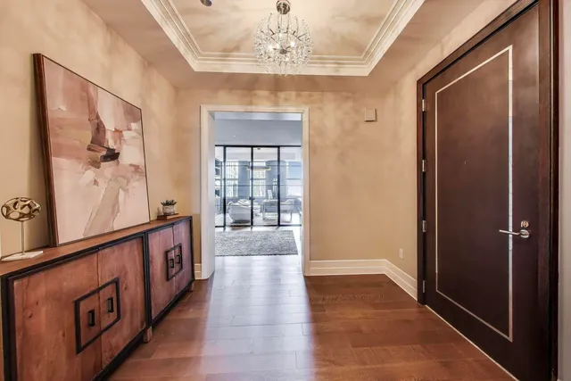 $3,800,000 | 435 North Michigan Avenue, Unit 1105, Chicago, IL 60611