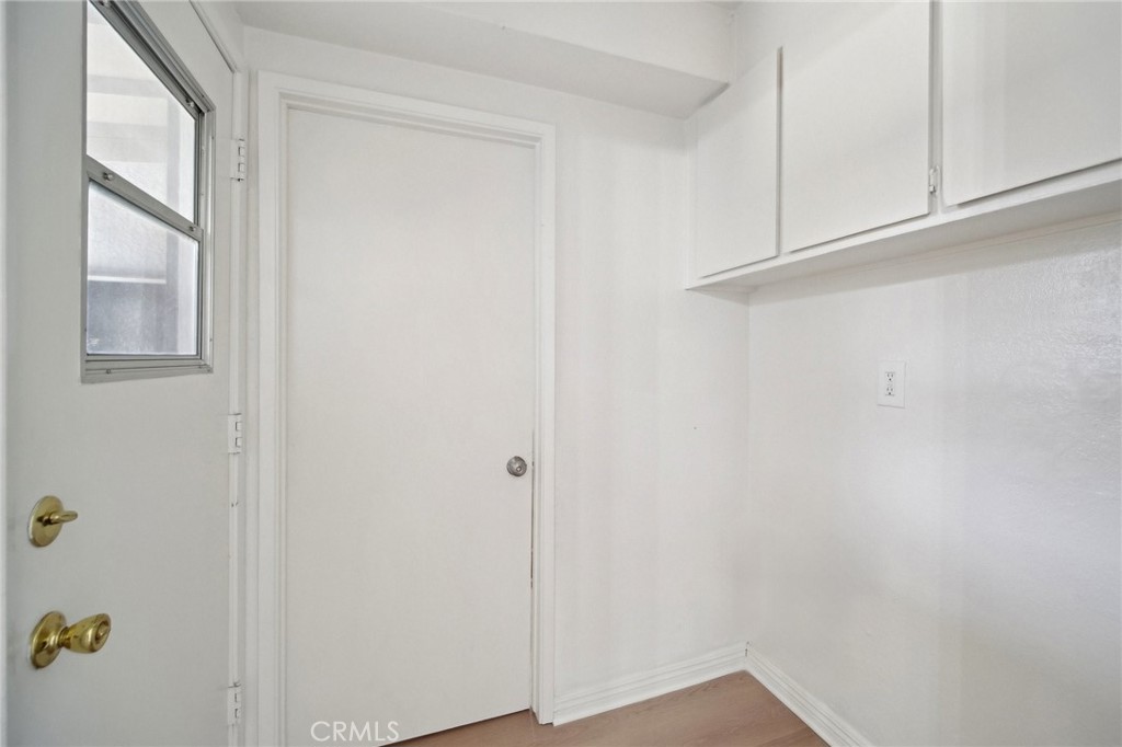 1926 Lucas Street, Unit 2 San Fernando, CA 91340 - Photo 16 of 35 a view of an empty room