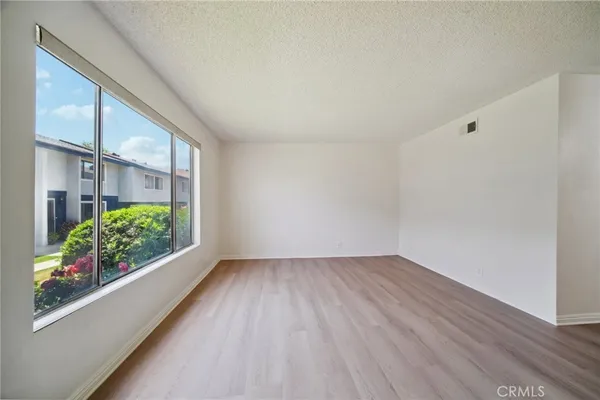 $499,999 | 1926 Lucas Street, Unit 2, San Fernando, CA 91340