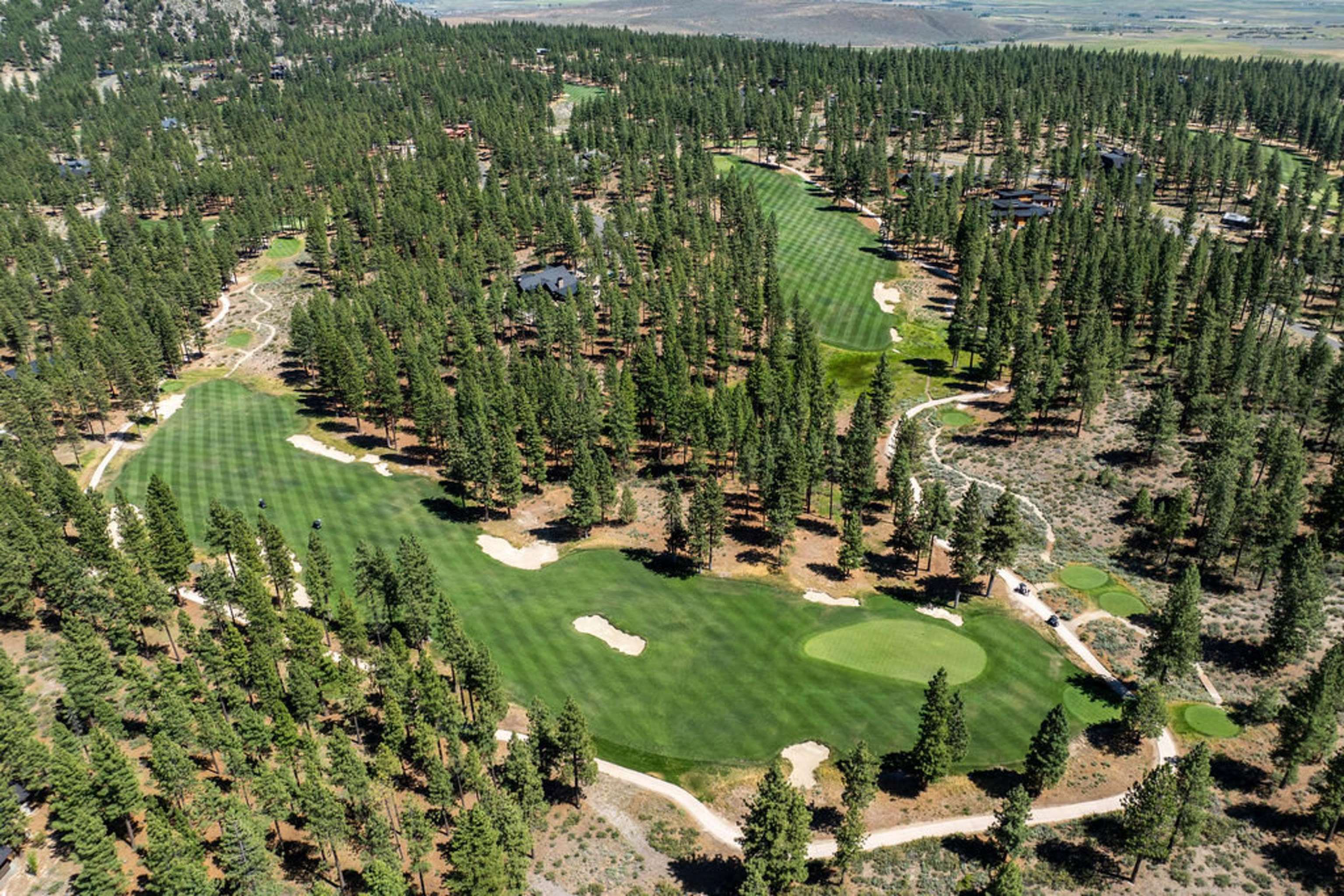 191 Cartwright Court Carson City, NV 89705 - Photo 2 of 28 a view of a city