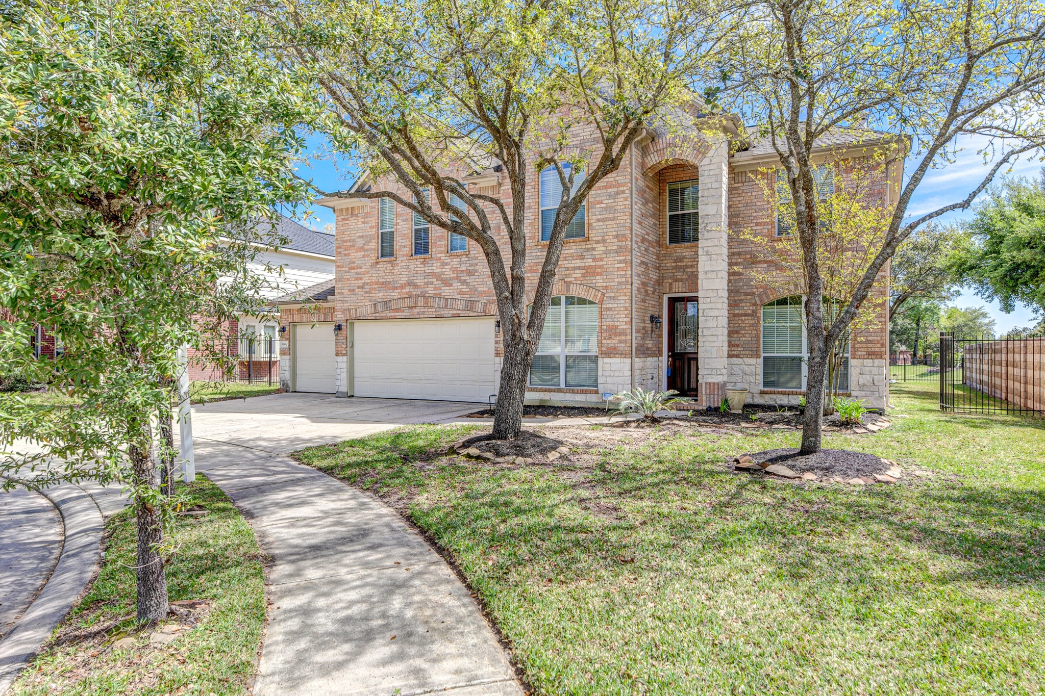 3002 Vincent Crossing Drive Spring, TX 77386 - Photo 3 of 44
