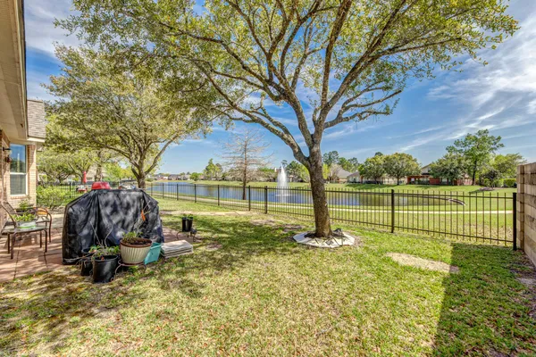 $459,999 | 3002 Vincent Crossing Drive, Spring, TX 77386