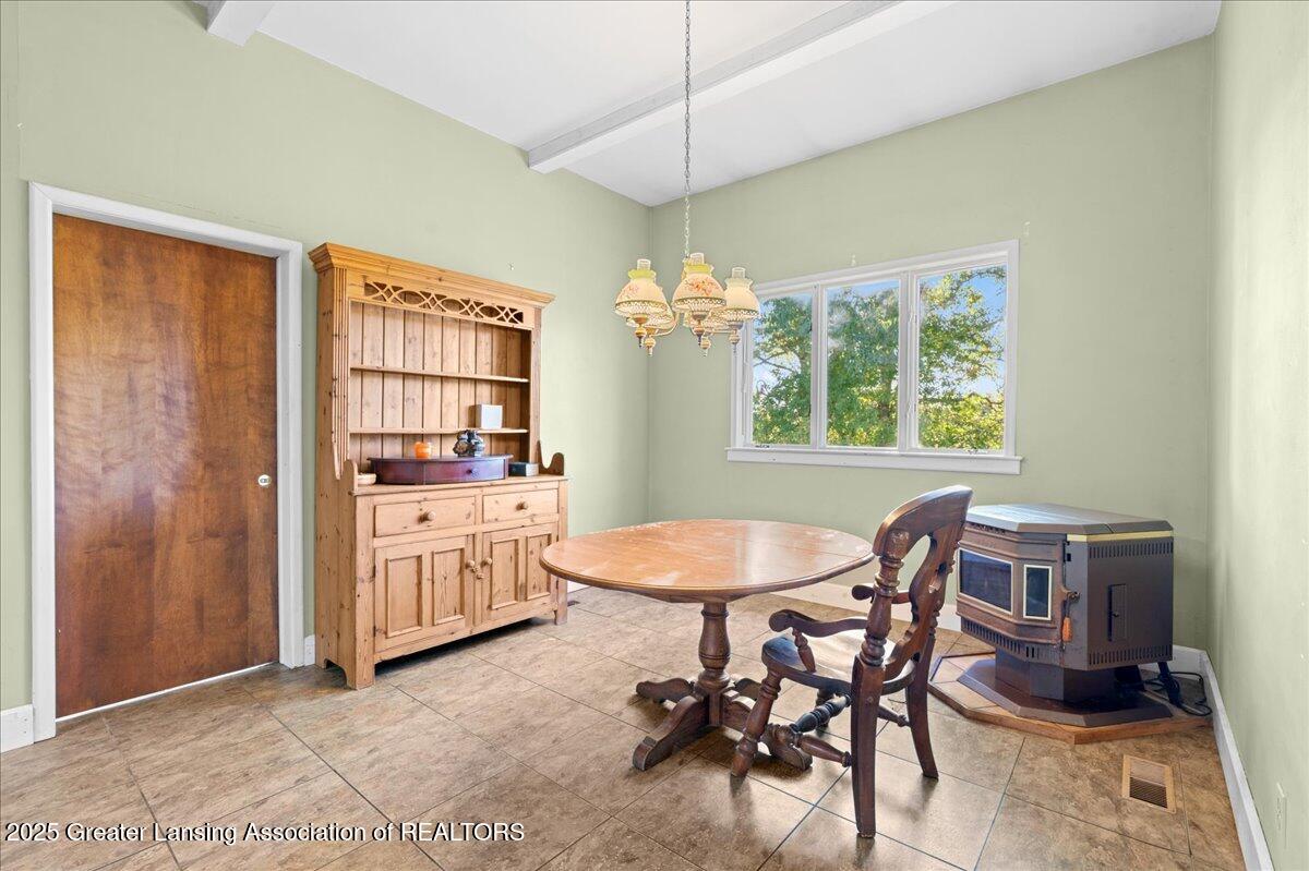 6401 Curtice Road Eaton Rapids, MI 48827 - Photo 22 of 45 23-Media Jett - 18