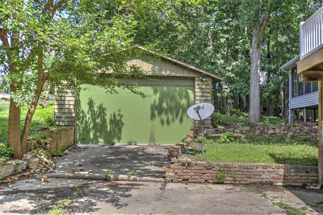 2355 Hawthorne Drive Decatur, IL 62521 - Photo 33 of 35 Gallery Image 33