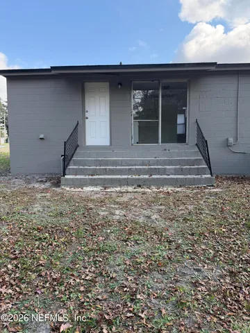 $217,000 | 8424 Lincrest Drive West, Jacksonville, FL 32208