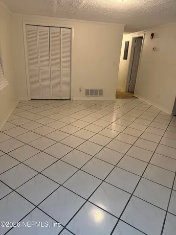 $217,000 | 8424 Lincrest Drive West, Jacksonville, FL 32208