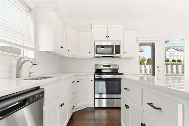 $400,000 | 6008 Northeast 119th Street, Kansas City, MO 64156