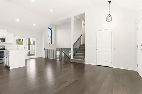 $400,000 | 6008 Northeast 119th Street, Kansas City, MO 64156