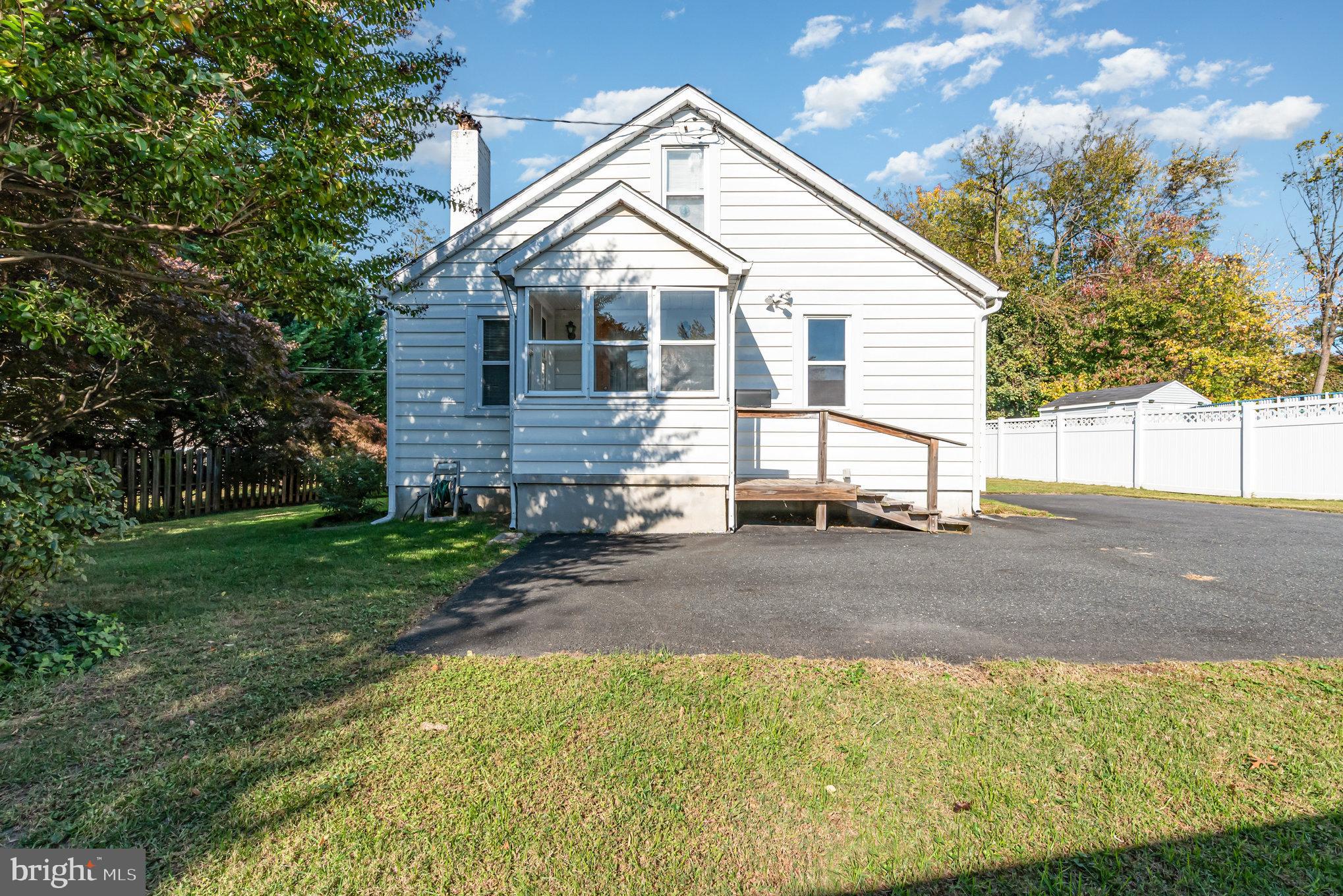 1940 Robinwood Road Baltimore, MD 21222 - Photo 28 of 36 a view of a house with a yard