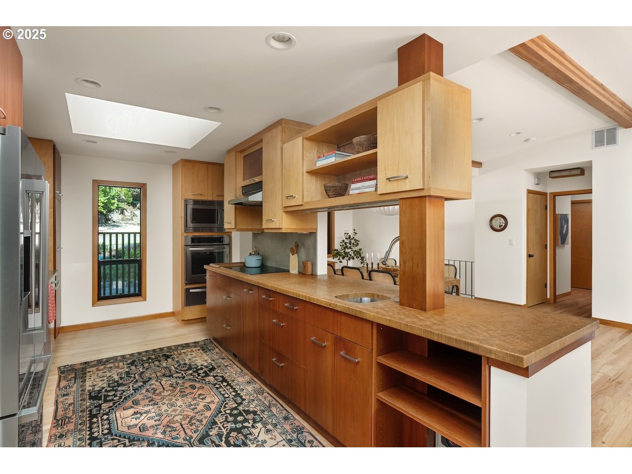 1034 Southwest Cheltenham Street Portland, OR 97239 - Photo 13 of 48 Gallery Image 13