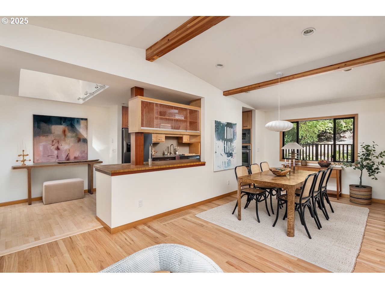 1034 Southwest Cheltenham Street Portland, OR 97239 - Photo 7 of 48 Gallery Image 7