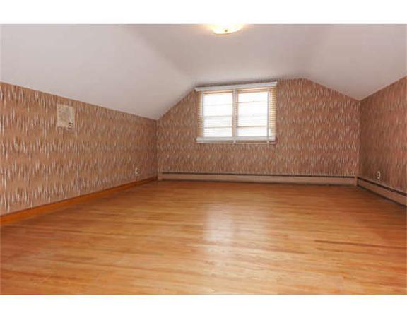 27 Cleveland Road Watertown, MA 02472 - Photo 12 of 24 Gallery Image 12