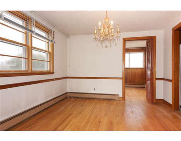 27 Cleveland Road Watertown, MA 02472 - Photo 6 of 24 Gallery Image 6