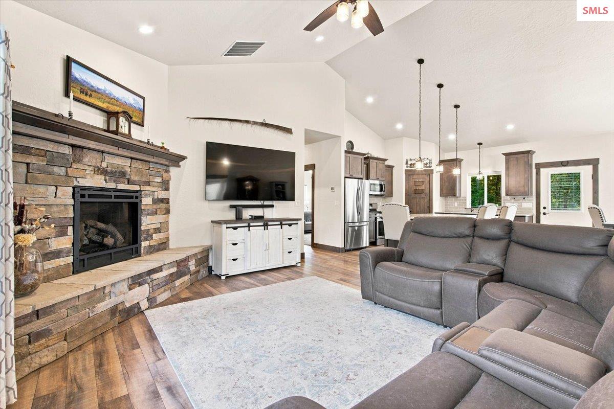 22262 North Massif Road Rathdrum, ID 83858 - Photo 11 of 62 Gallery Image 11