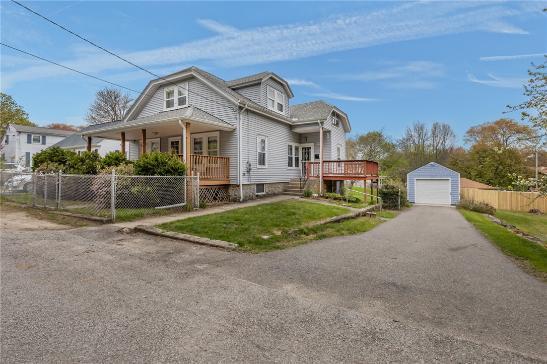 86 Fall Street Woonsocket, RI 02895 - Photo 3 of 49