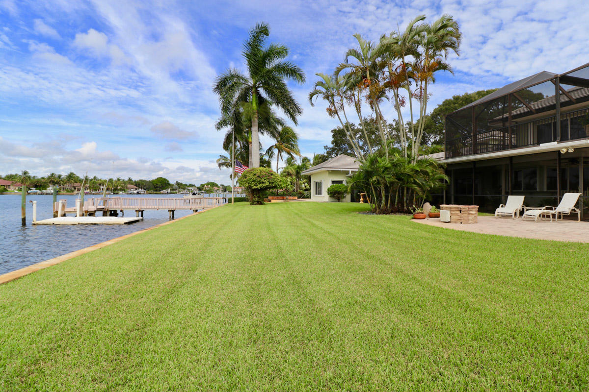 308 West Riverside Drive Jupiter, FL 33469 - Photo 13 of 61 IMG_4424