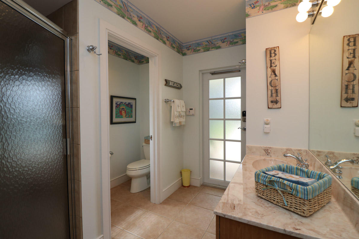 308 West Riverside Drive Jupiter, FL 33469 - Photo 35 of 61 IMG_4470