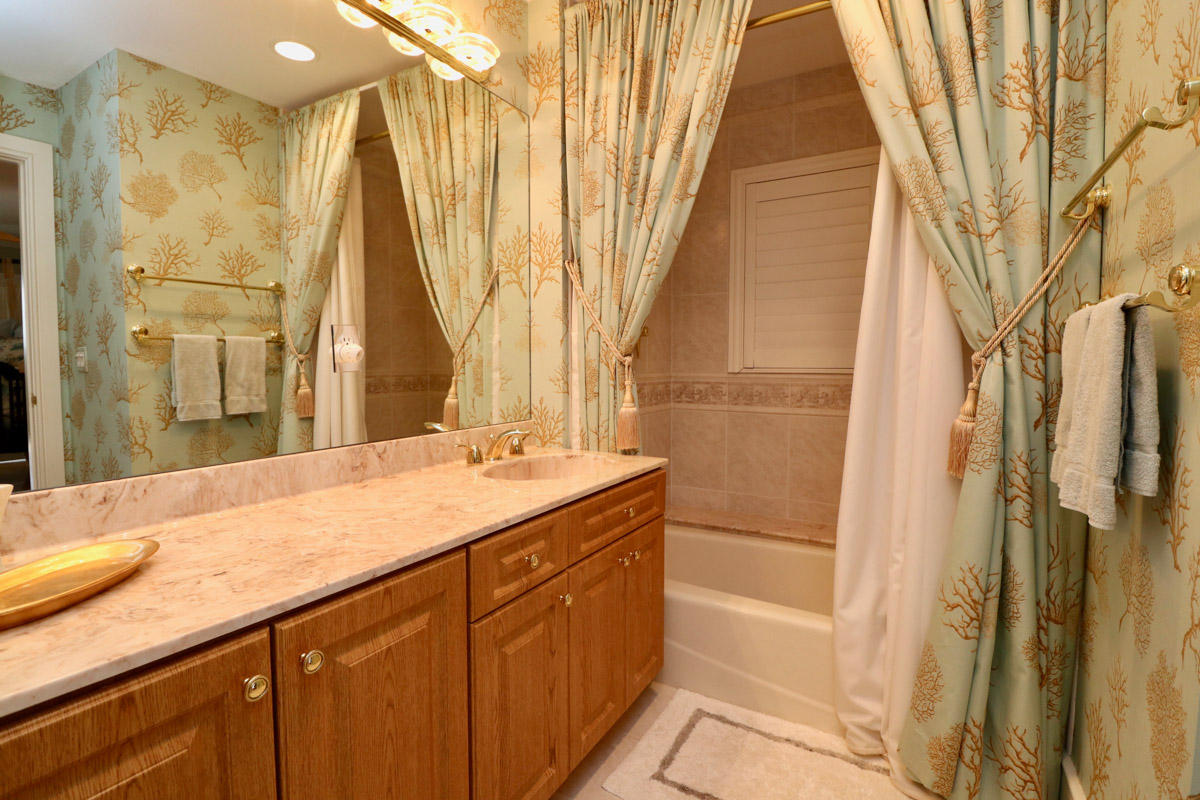 308 West Riverside Drive Jupiter, FL 33469 - Photo 44 of 61 IMG_4483
