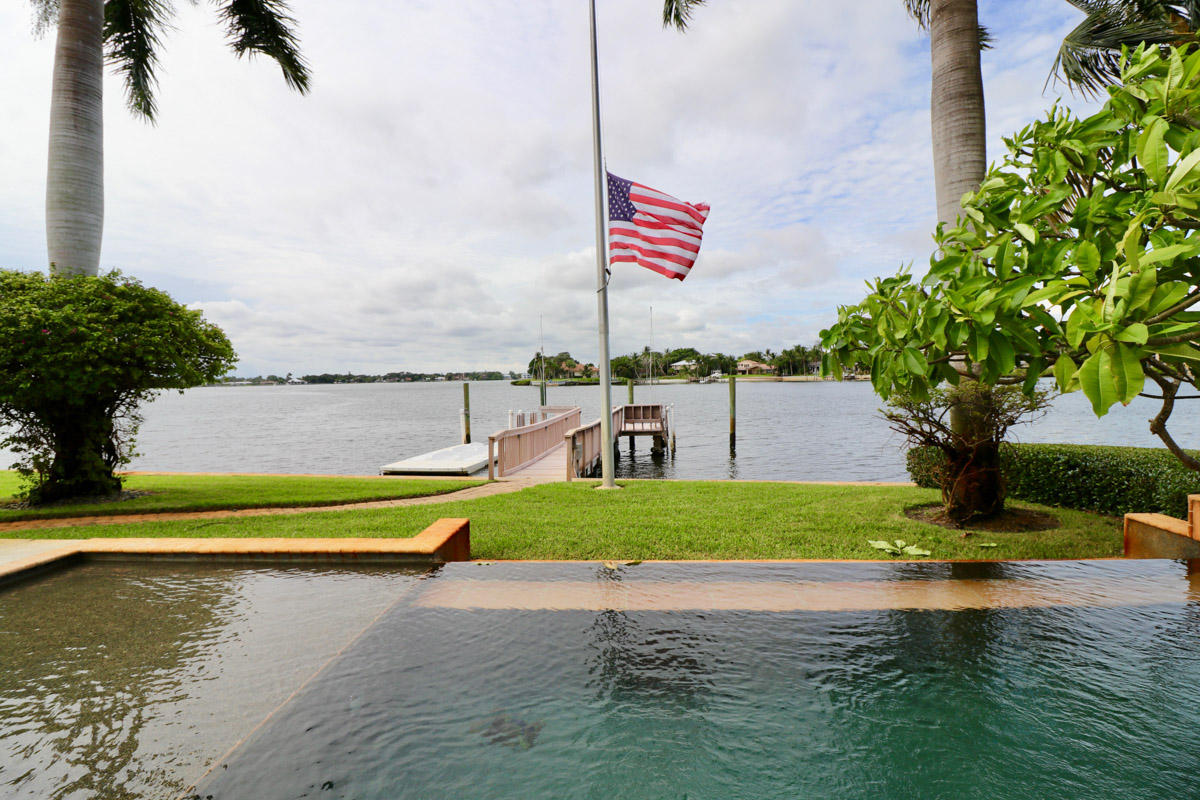 308 West Riverside Drive Jupiter, FL 33469 - Photo 8 of 61 IMG_4417