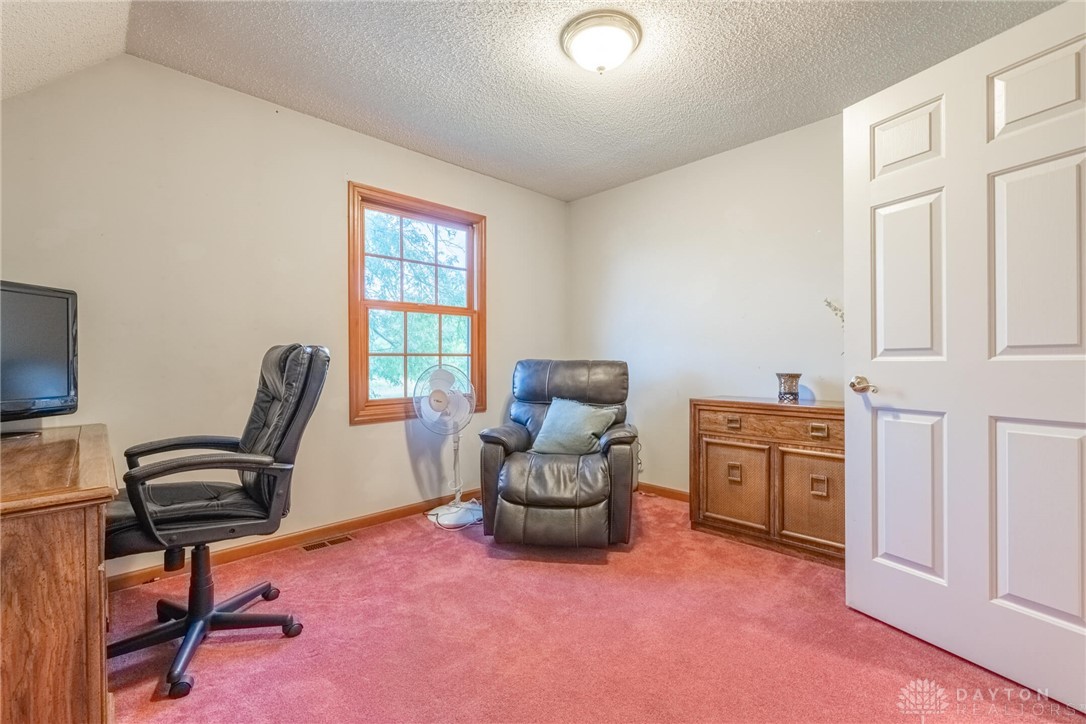 12075 Eagle Road New Lebanon, OH 45345 - Photo 27 of 37 Gallery Image 27