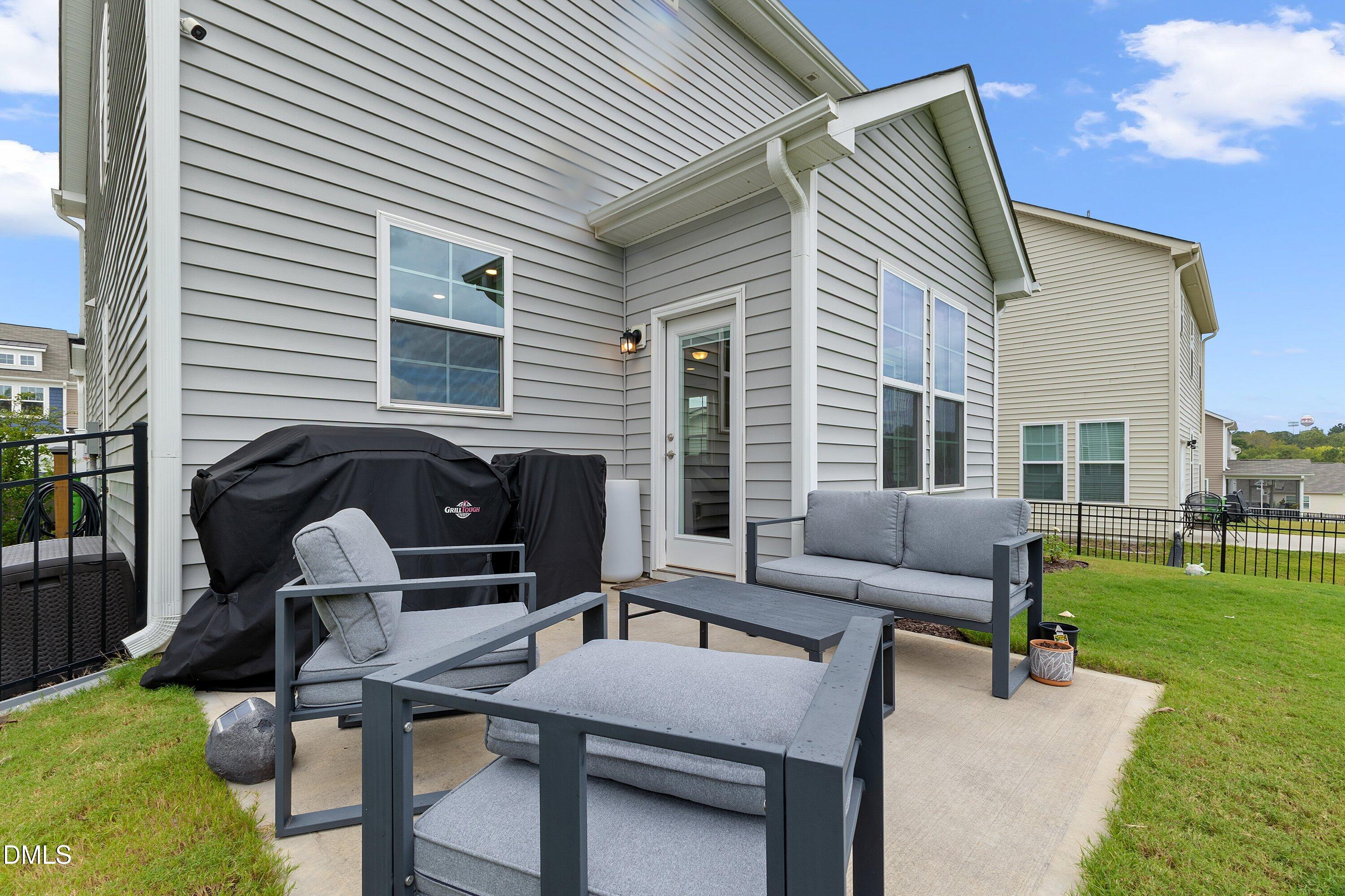 1260 Channel Drop Boulevard Zebulon, NC 27597 - Photo 20 of 29 Patio pic 2