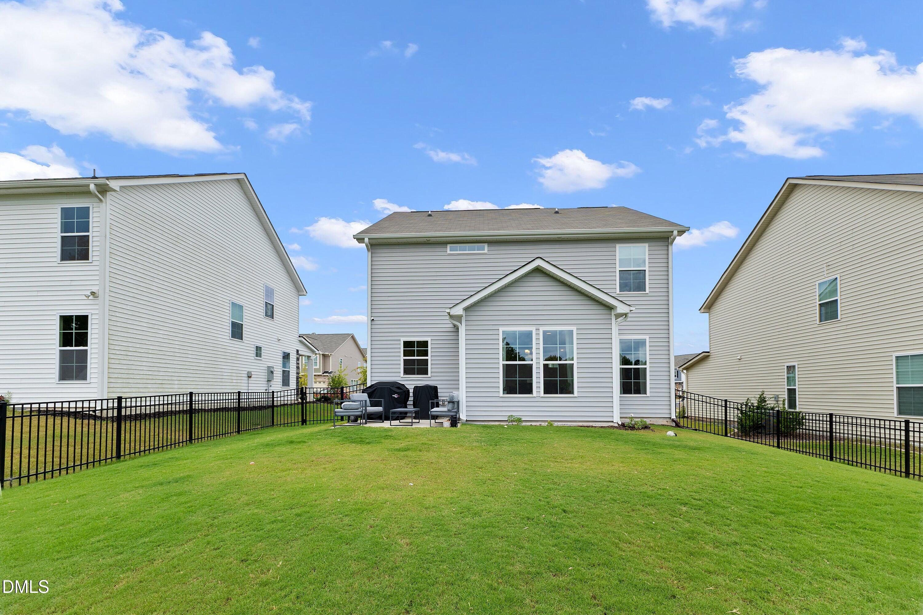 1260 Channel Drop Boulevard Zebulon, NC 27597 - Photo 22 of 29 Backyard pic 2