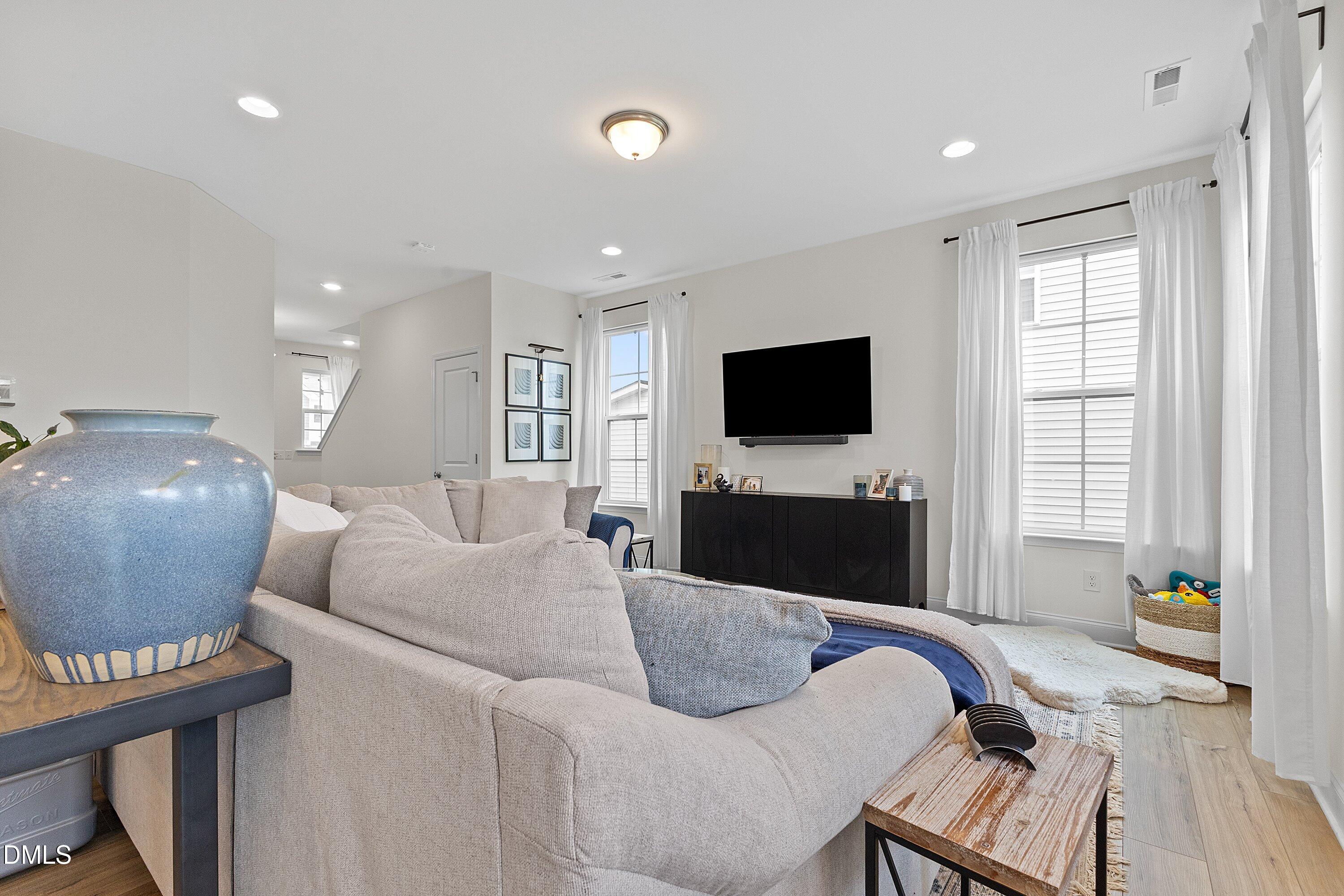 1260 Channel Drop Boulevard Zebulon, NC 27597 - Photo 3 of 29 Family room pic 2