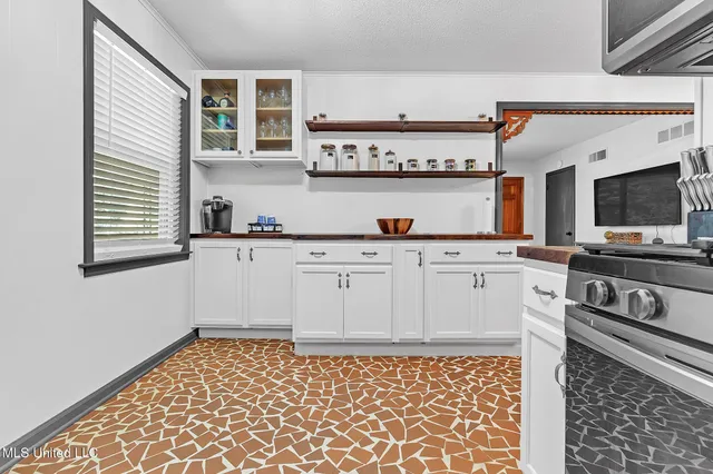 $292,900 | 2234 Highway 301, Hernando, MS 38632