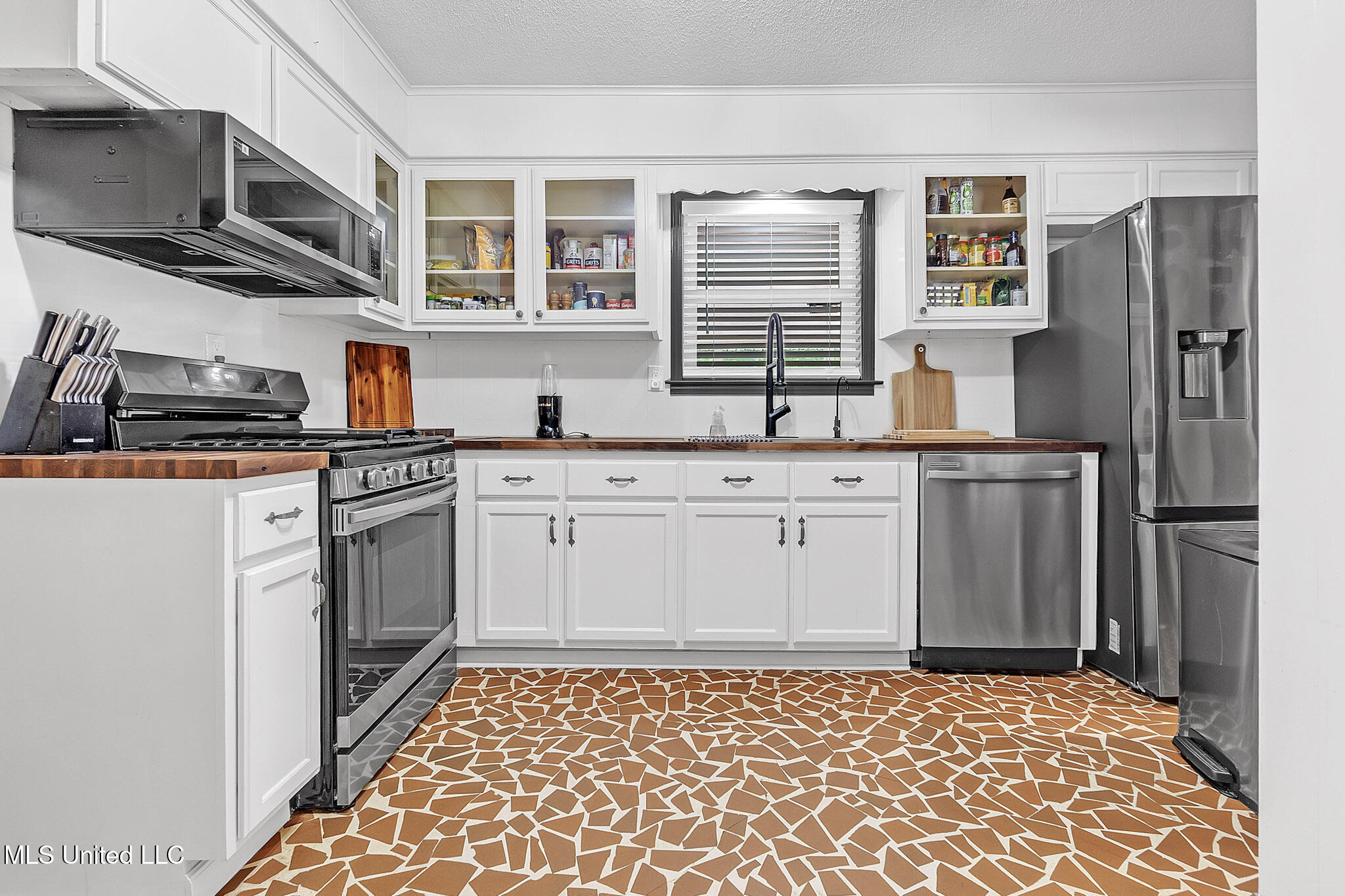 2234 Highway 301 Hernando, MS 38632 - Photo 10 of 28 IMG_6602