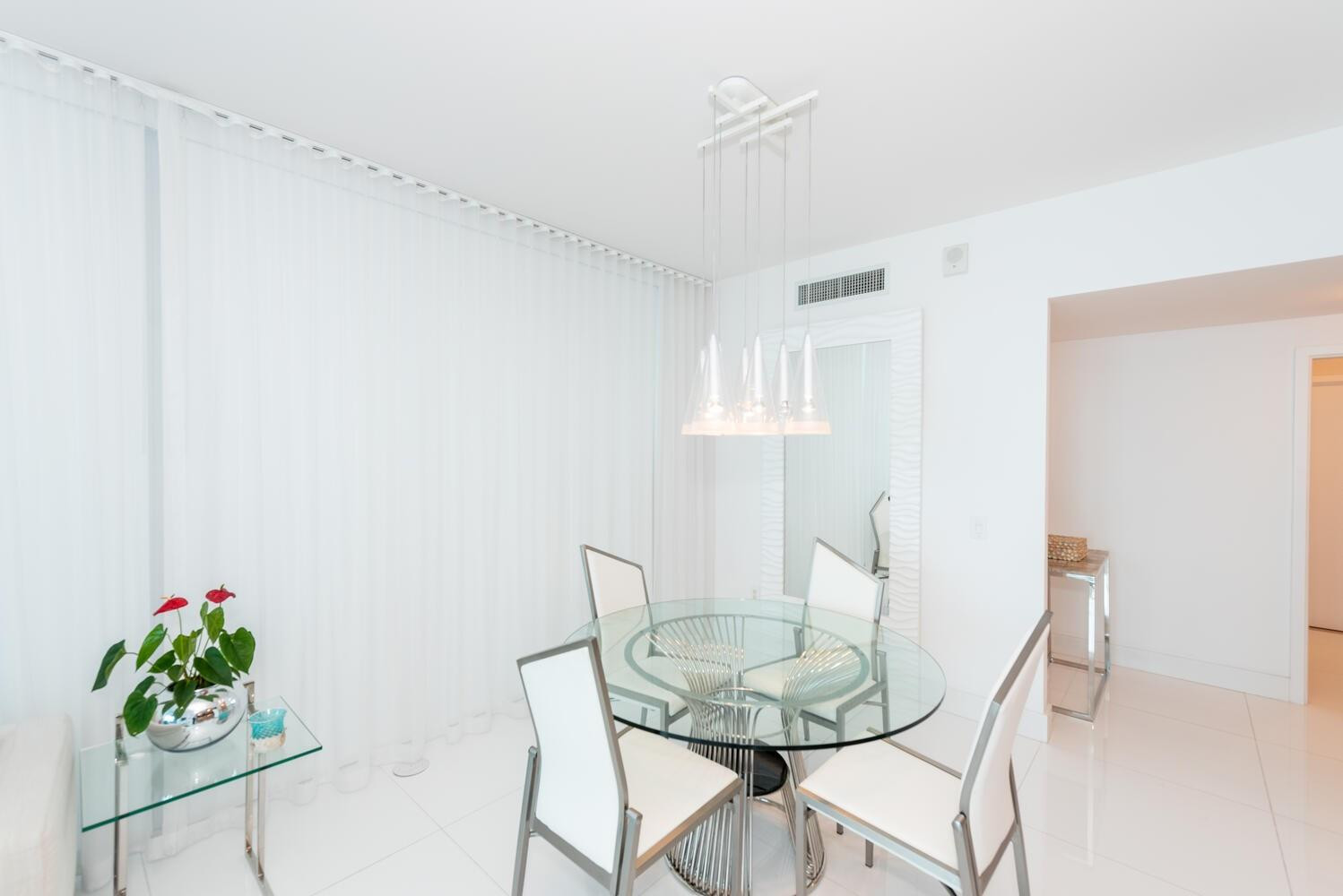 6899 Collins Avenue, Unit 908 Miami Beach, FL 33141 - Photo 6 of 19 Photo 6