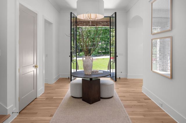 $3,700,000 | 609 Bowling Avenue, Nashville, TN 37215