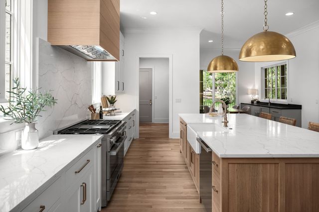 $3,700,000 | 609 Bowling Avenue, Nashville, TN 37215