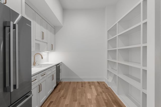 $3,700,000 | 609 Bowling Avenue, Nashville, TN 37215