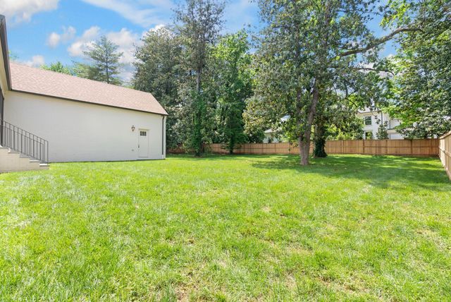 $3,700,000 | 609 Bowling Avenue, Nashville, TN 37215