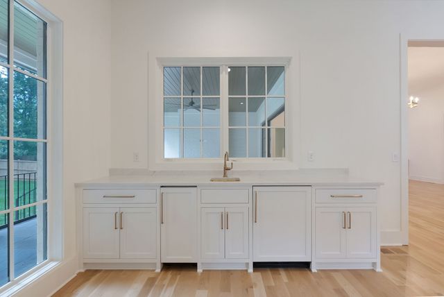 $3,700,000 | 609 Bowling Avenue, Nashville, TN 37215