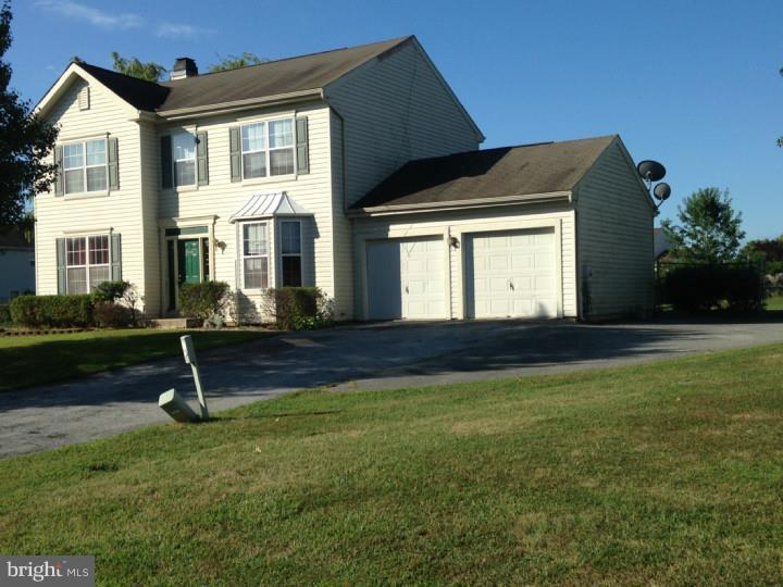 237 Riveredge Drive New Castle, DE 19720 - Photo 2 of 10 Exterior Front