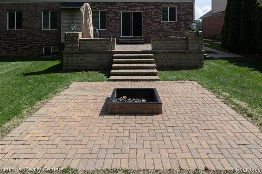918 Monterey Ln. Rochester Hills, MI 48307 - Photo 24 of 30