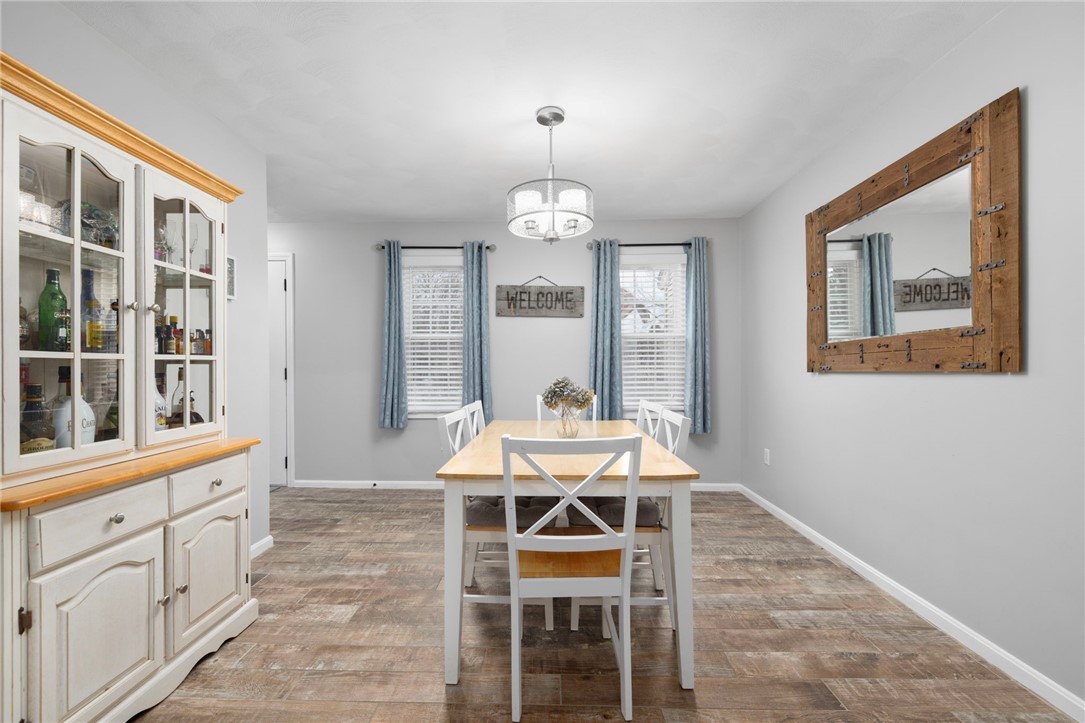 69 Walden Way Cranston, RI 02921 - Photo 17 of 50