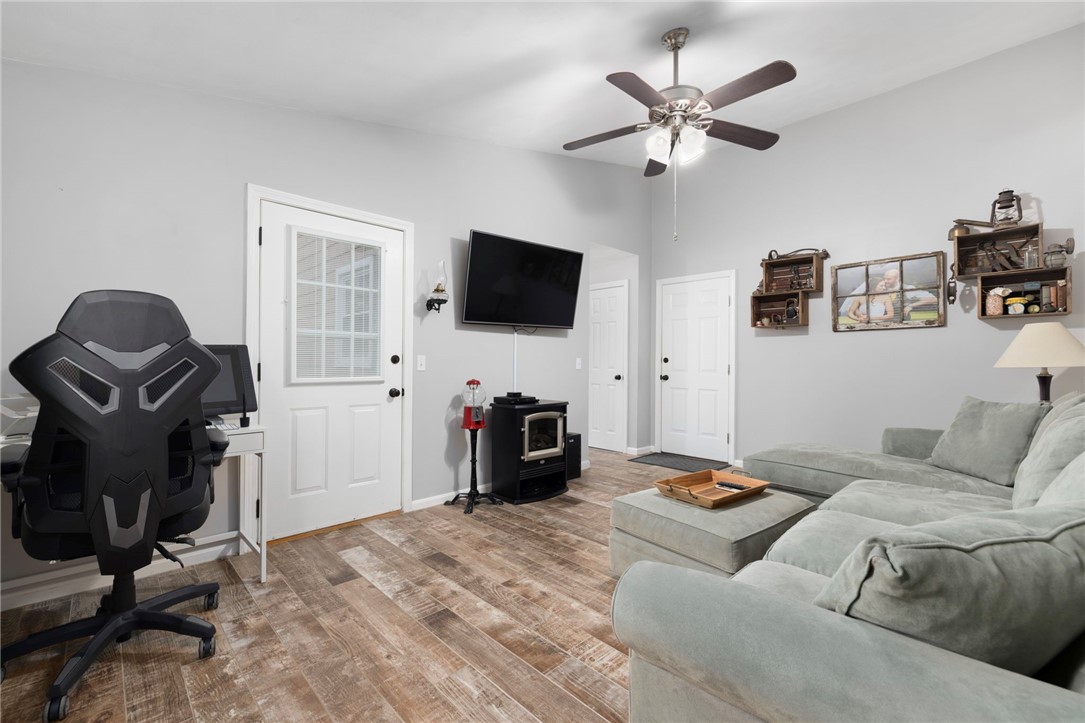 69 Walden Way Cranston, RI 02921 - Photo 21 of 50