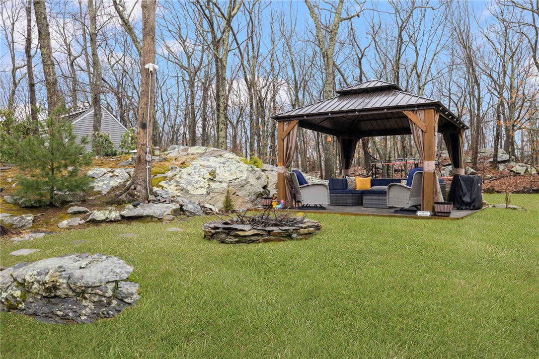 69 Walden Way Cranston, RI 02921 - Photo 42 of 50