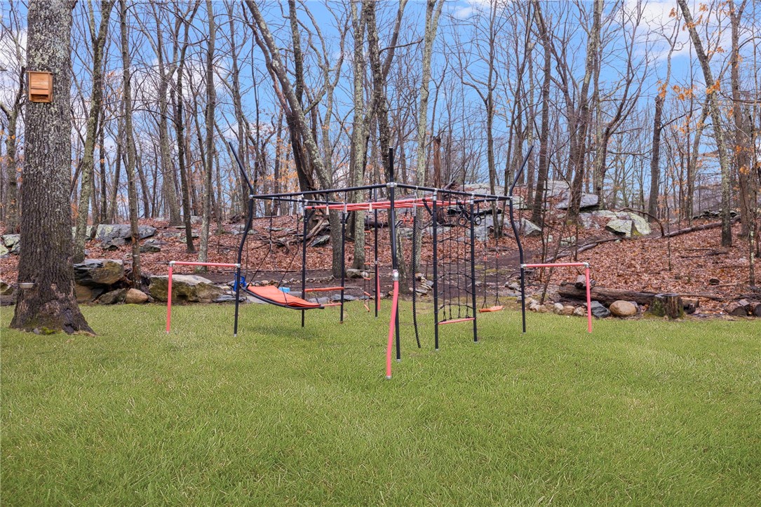 69 Walden Way Cranston, RI 02921 - Photo 45 of 50