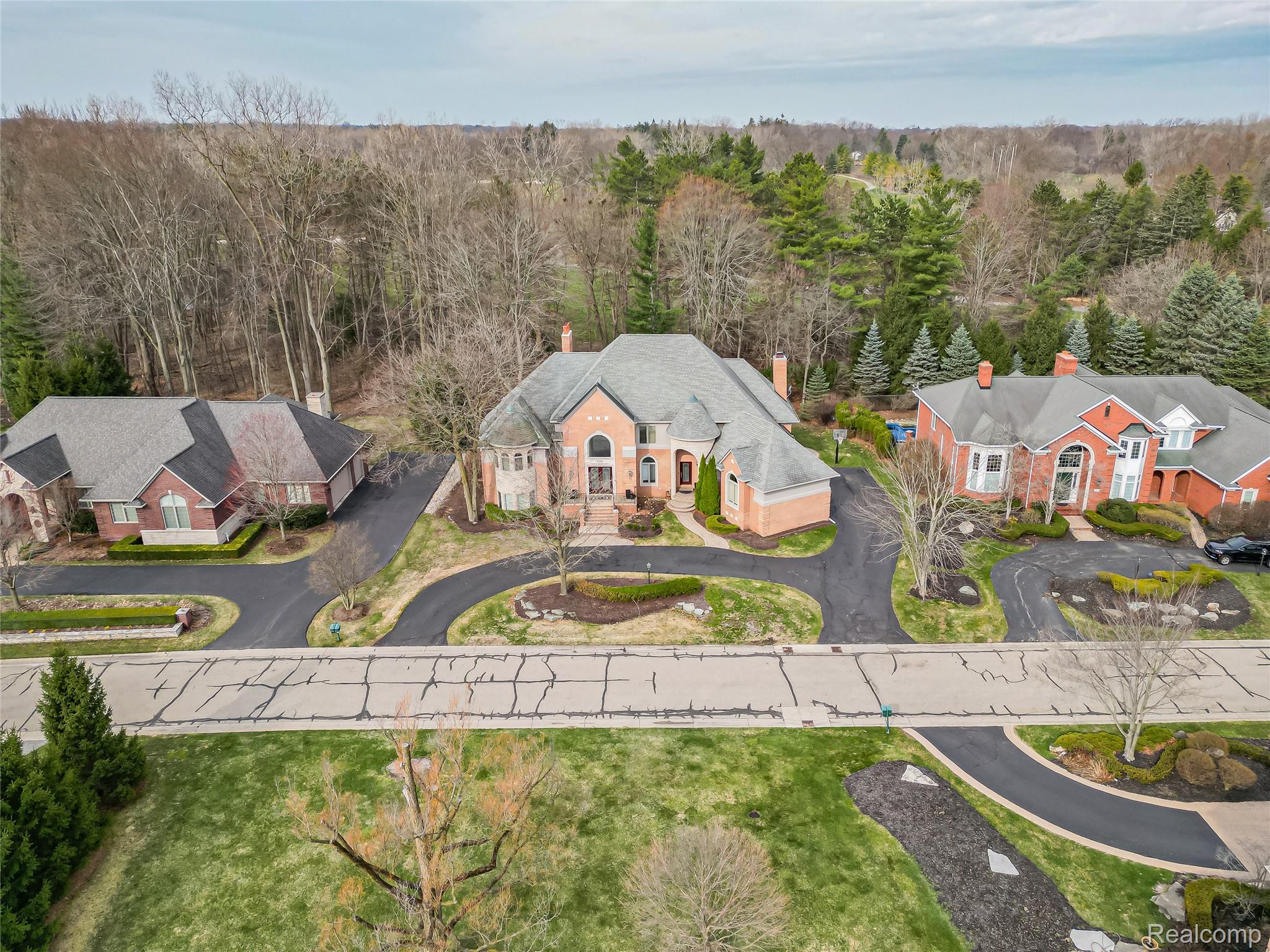 3586 Walnut Brook Drive Rochester, MI 48309 - Photo 53 of 59 Walnut Brook-6.jpg