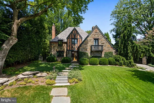$4,300,000 | 3045 Davenport Street Northwest, Washington, DC 20008
