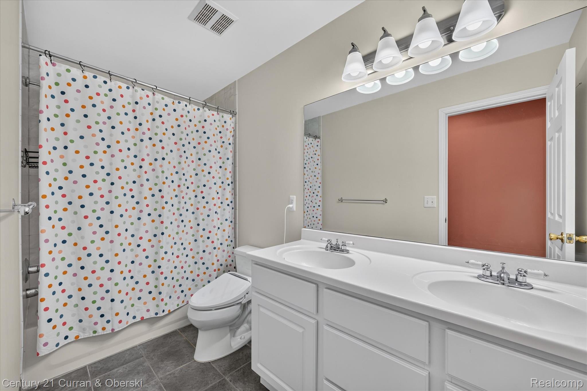 3813 South Rochester Road Royal Oak, MI 48073 - Photo 30 of 42