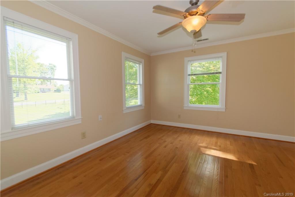 1490 Riverview Road Lincolnton, NC 28092 - Photo 27 of 46 Gallery Image 27