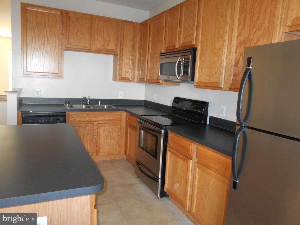 650 Luthardt Road Baltimore, MD 21220 - Photo 15 of 22 Kitchen