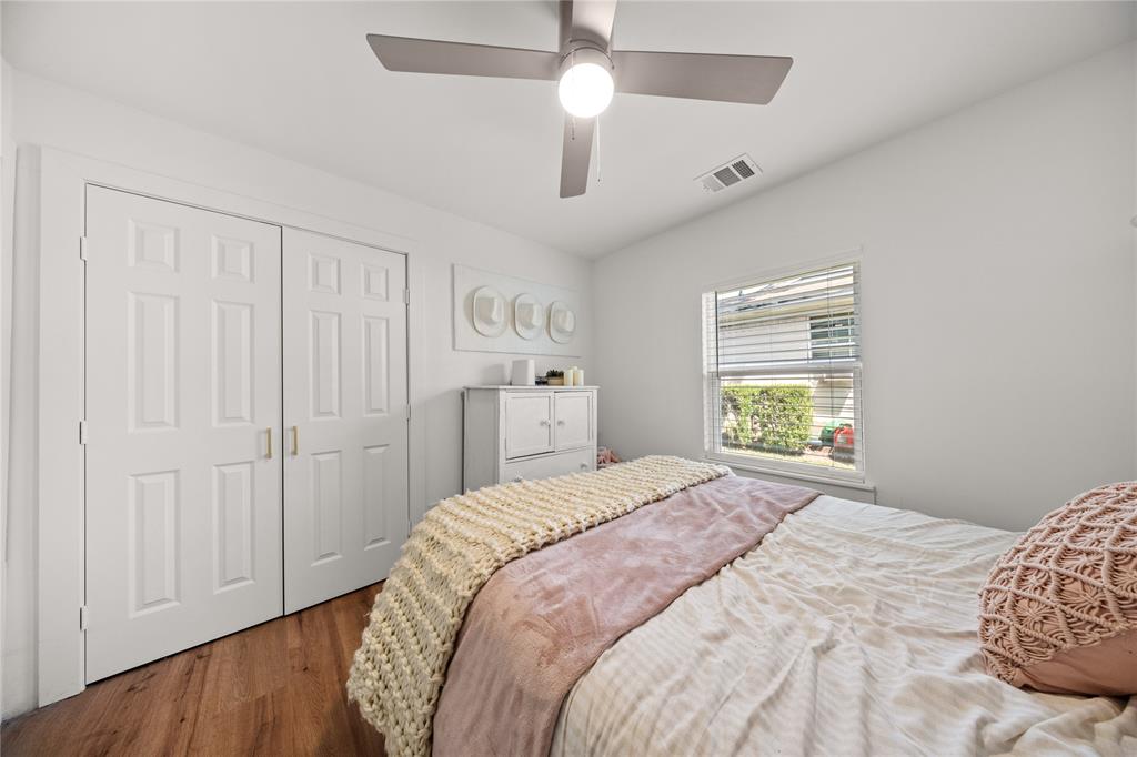 2431 Gross Road Dallas, TX 75228 - Photo 15 of 37 Gallery Image 15