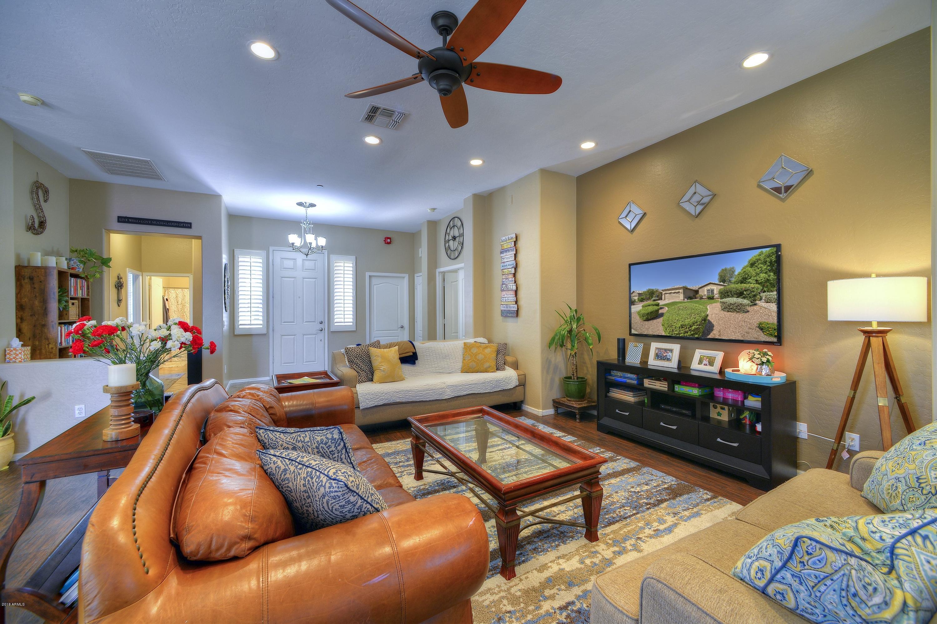 1502 North Rochester Drive Gilbert, AZ 85234 - Photo 9 of 25 Great Room 2